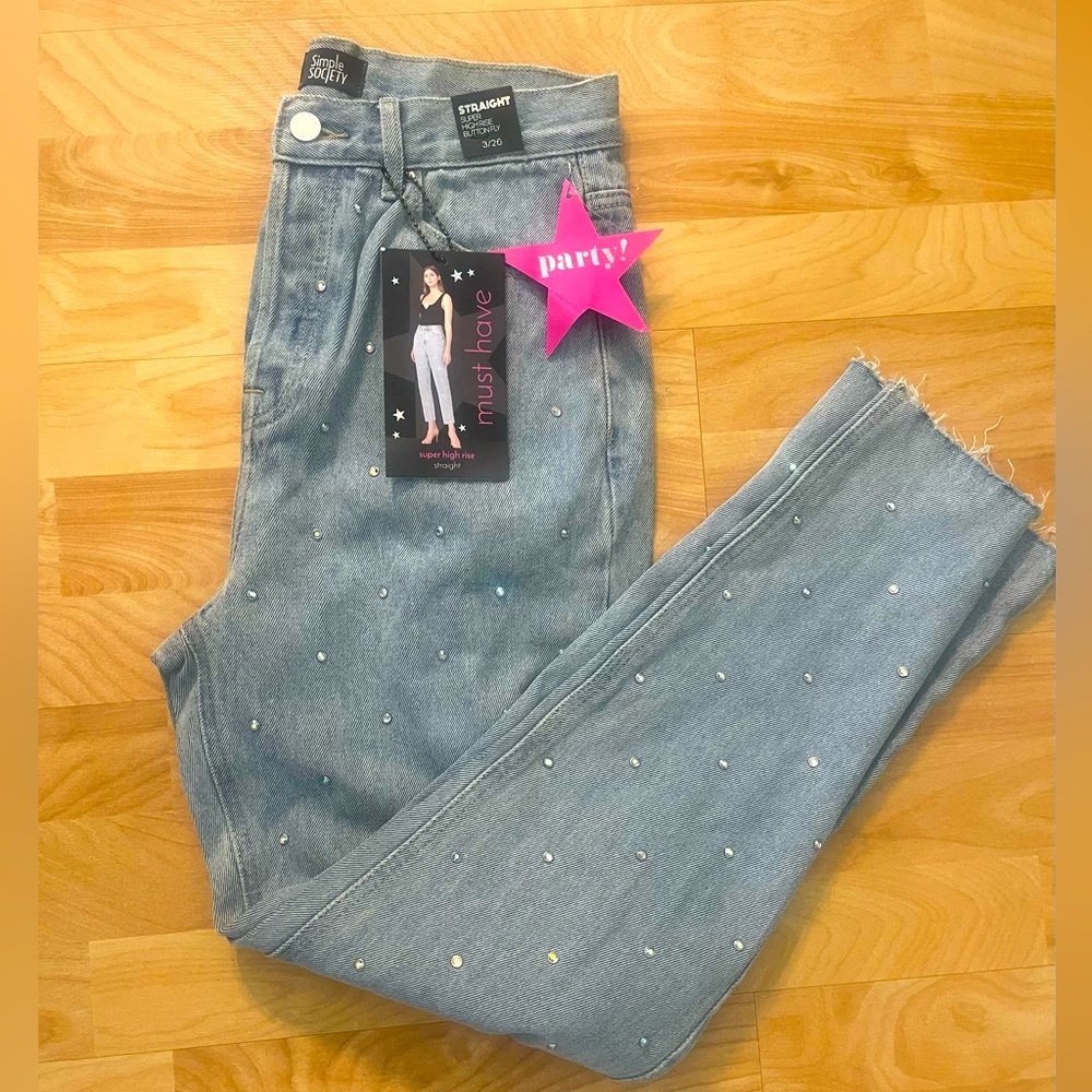 Simple Society straight super HighRise  Buttonflywith rhinestonejeans size 3/26